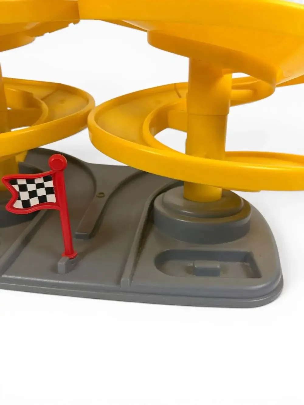 Vintage 1997 Fisher-Price Spin-Around Racing Ramp Toy Model 72876
